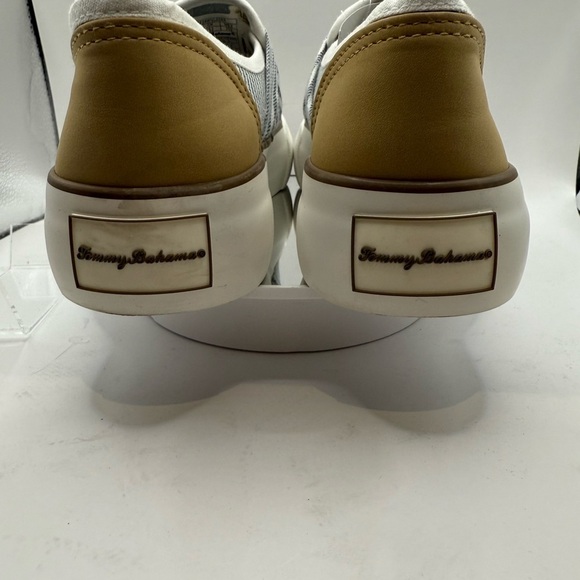Tommy Bahama Women's Gray and white Striped Sneakers size 8.5 - Picture 9 of 10